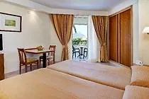Aparthotel Hipotels Bahia Grande 4*
