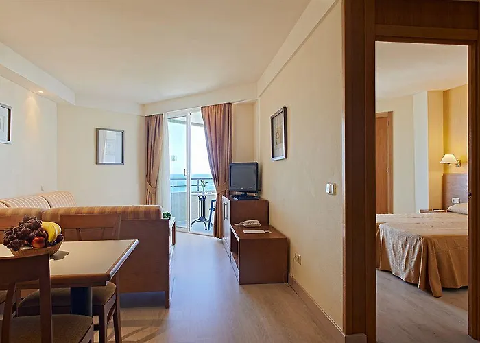 Hipotels Bahia Grande Lejlighedshotel 4*