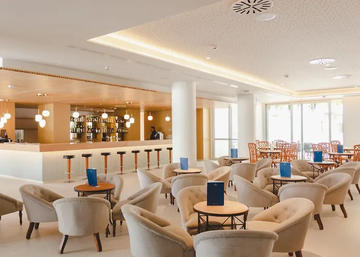 Hipotels Bahia Grande Aparthotel